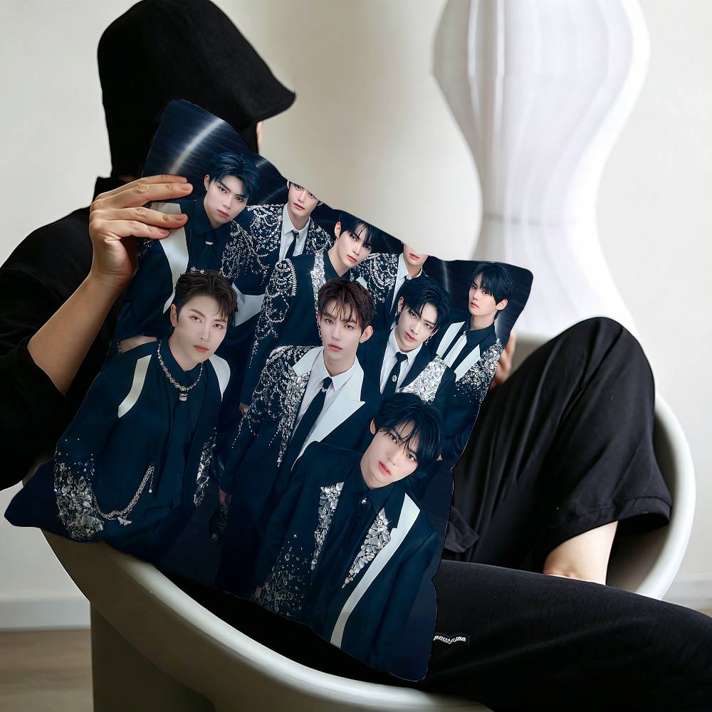 ปลอกหมอนอนิเมะเกาหลี ZB1 Group - Home Textiles Group บทวิจารณ์และราคา